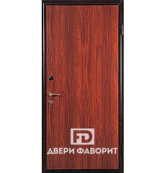 стальная дверь без глазка отделана ламинированной панелью под дерево