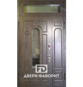 стальная двустворчатая дверь в тамбур, с верхней вставкой и стеклопакетами