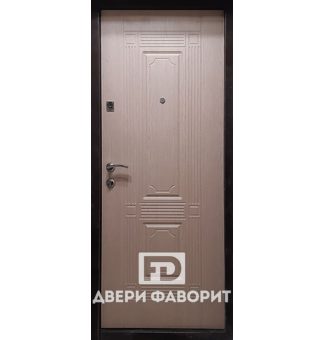 стальная дверь с белым мдф