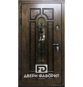 дверь металлическая с зеркалом усилена тремя петлями