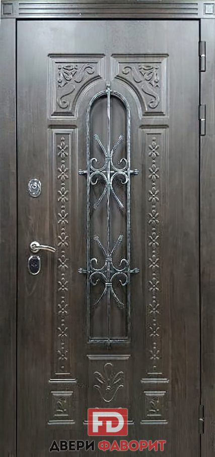 дверь стальная с арочным стеклом и кованым элементом