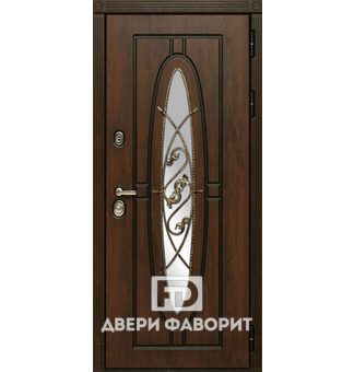 стальная дверь с ковкой и стеклом, отделка МДФ и шпон внутри